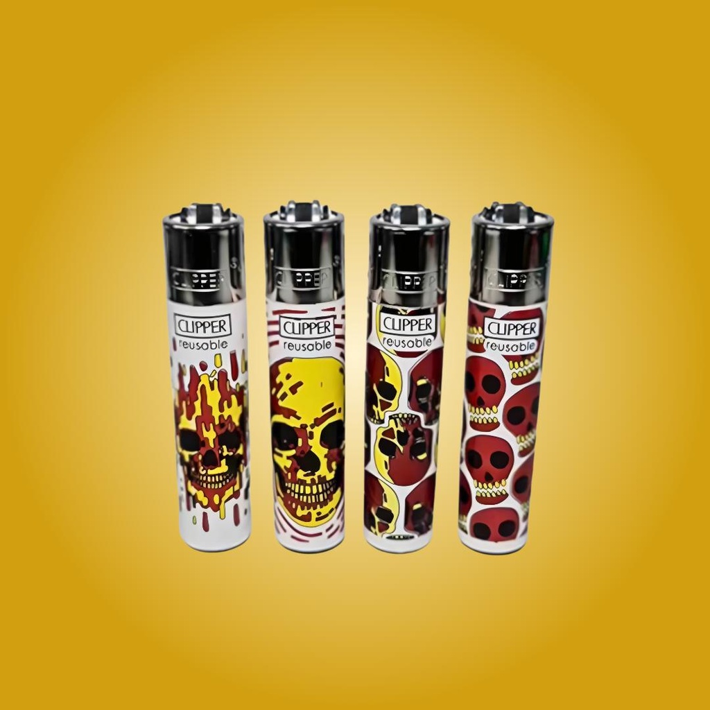 Cráneo de Fuego - Encendedor Recargable Clipper - Diseño Audaz de Calavera y Llamas